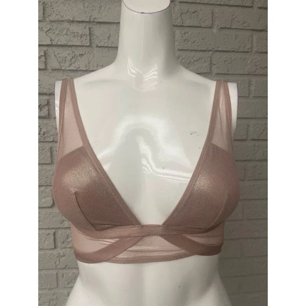 Victoria’s Secret Women Blush Shimmer Bralette Size XS NWT
